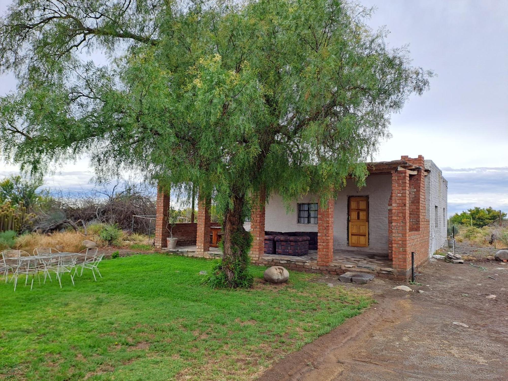 Апартаменты De Hoop Guest Farm Бофорт-Уэст Экстерьер фото