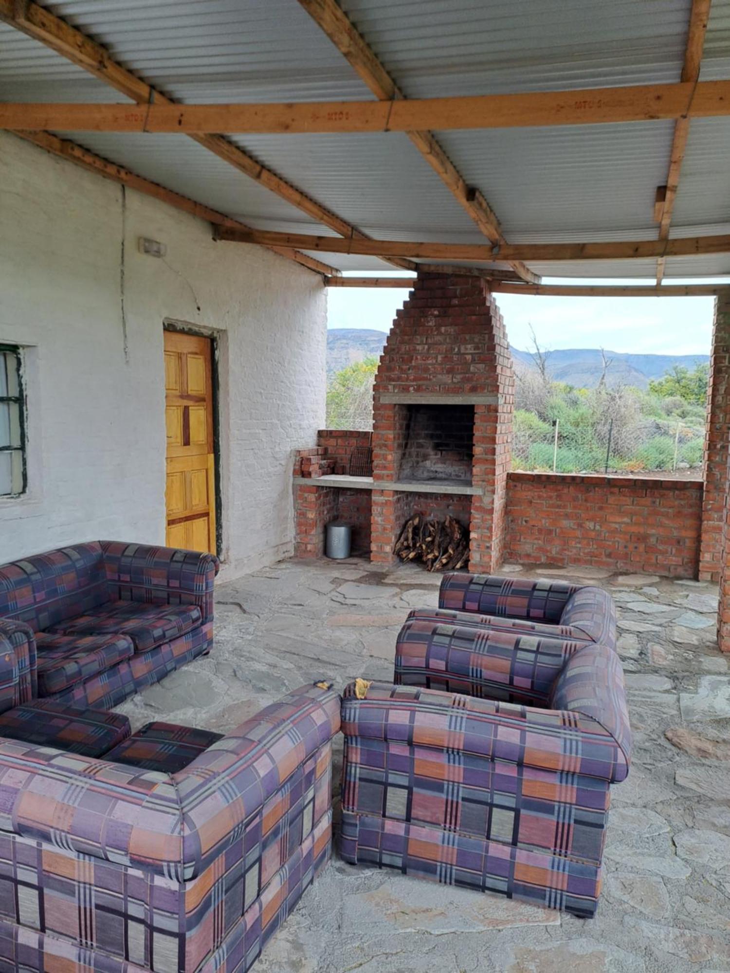 Апартаменты De Hoop Guest Farm Бофорт-Уэст Экстерьер фото