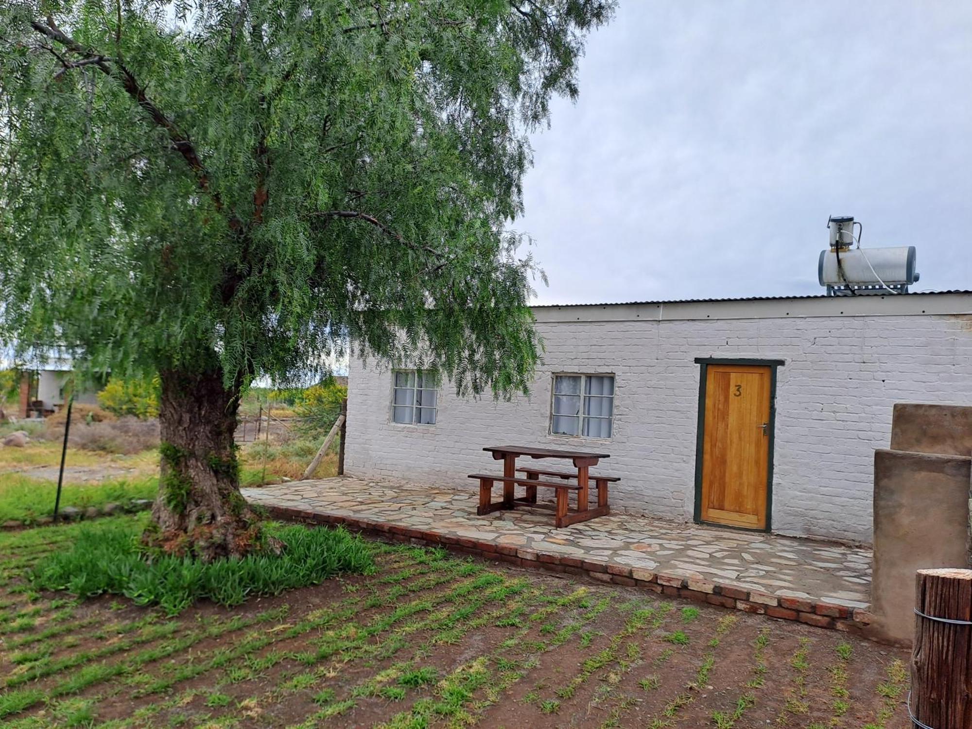 Апартаменты De Hoop Guest Farm Бофорт-Уэст Экстерьер фото